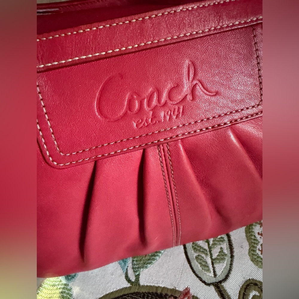 Coach Ashley Y2K Vintage Cherry Leather Shoulder Bag with Cherry Charm F13759 - Picture 4 of 15